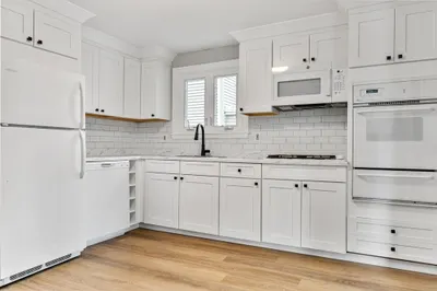 387 Lynn Street
