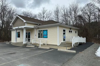 153 Main St 1