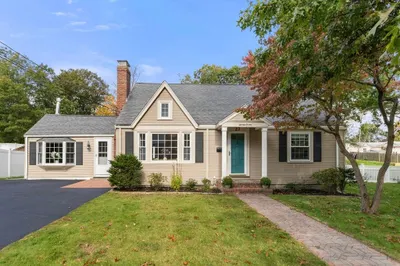 27 Stoughton Rd 1