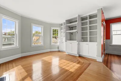 515 Putnam Avenue #5