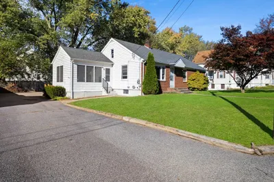 12 Oakland Ave 1