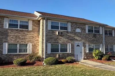 10 Washington Park Dr #10 1