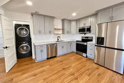 6 Harding Ave #4