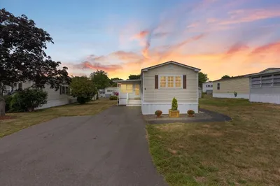 9 Puritan Rd