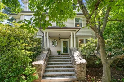 292 Clinton Rd 1