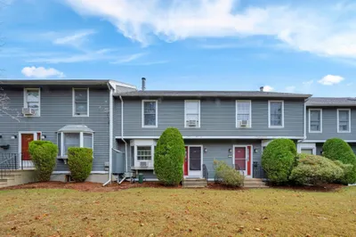 5 Mayberry Dr #G 1