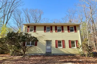 50 Oakdale Ave 1