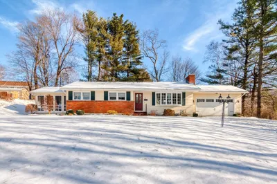 134 Glen Avenue 1