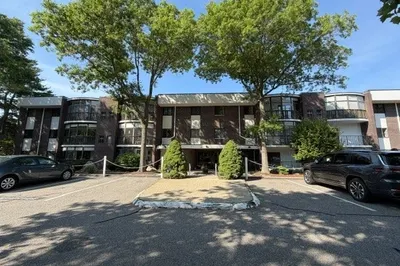 58 South St #109 1