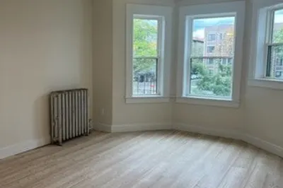 1258 Commonwealth Ave #8