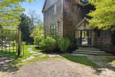 82 Harbor Hill Road 1