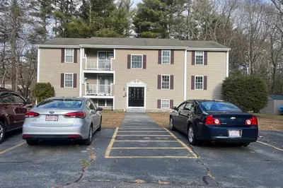 1 Kelly Ln #5 1