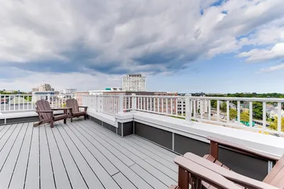 2 Cliveden St #601E 1