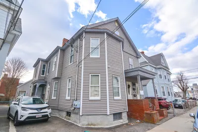 65 Fort Hill Ave 1