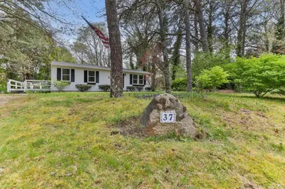37 Willington Ave 1