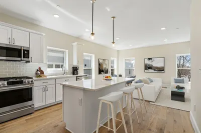 27 Ward St #202