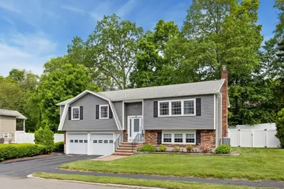 48 W Park Dr