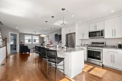 30 Park St #4 1