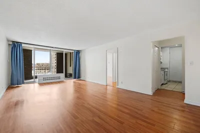 33 Pond Ave #704