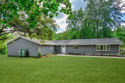 3 Emerson Rd