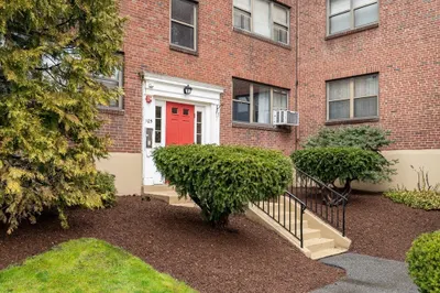 105 Nahant St #1