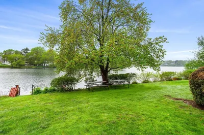 18 Hamilton Rd #104