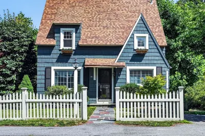 43 Atwood St 1