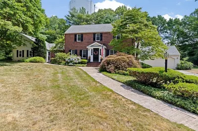 87 Deborah Road