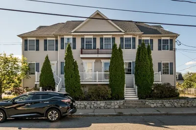 49 Floyd St #1