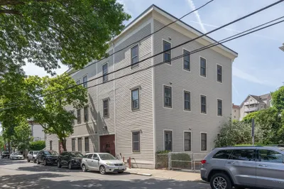 74 Gilman St #4 1