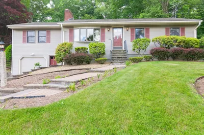 58 Cedar Hill Rd 1