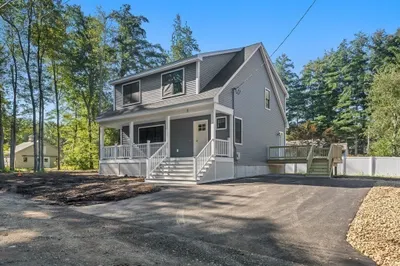2 Mapleton Rd