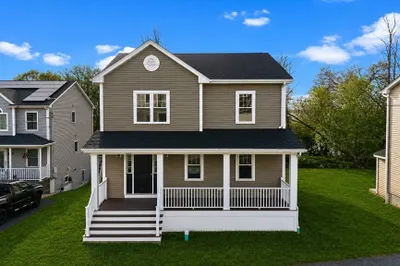 1001 Bay Street 1