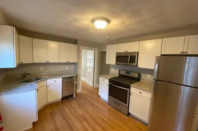 309 HighlAnd Ave #A