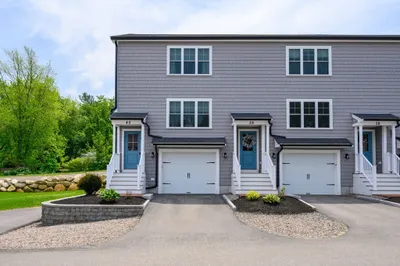 55 Plymouth St #40L 1