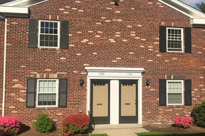 1709 Windsor Drive #1709 1