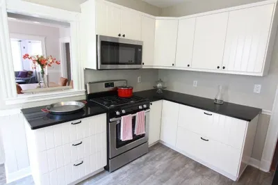 13 Woodland Street #13