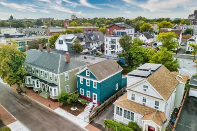 14 Oak St