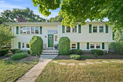 94 Alida Rd 1