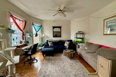 6 Eldora St #1