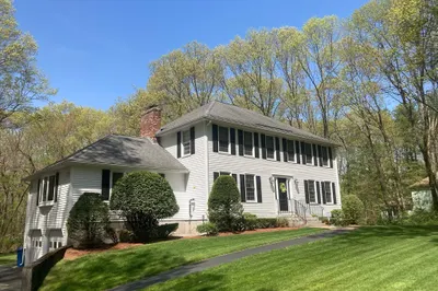 32 Virginia Rd