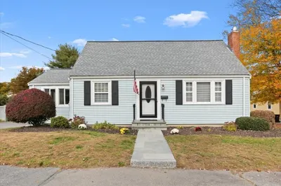 124 Charles Diersch St 1