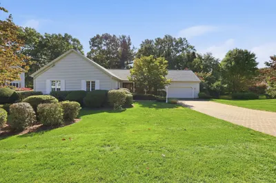 43 Pineridge Dr 1