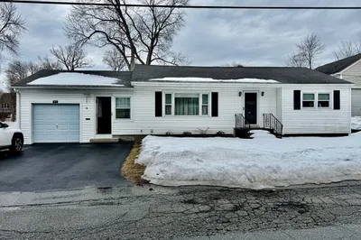 82 Magnolia St