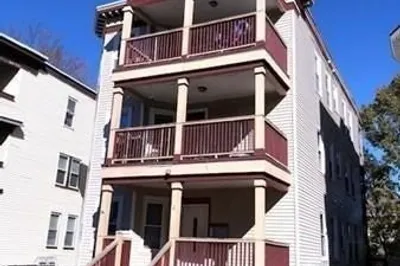6 Hosmer St #2