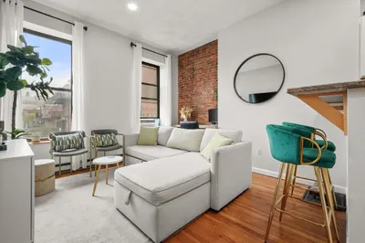 549 Columbus Ave #2