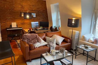 25 E. Concord St #4