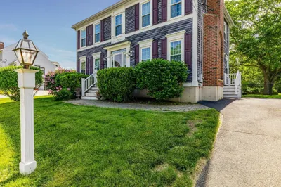 54 Old Merrill St 1