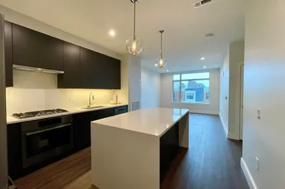 99 Sumner St #305 1