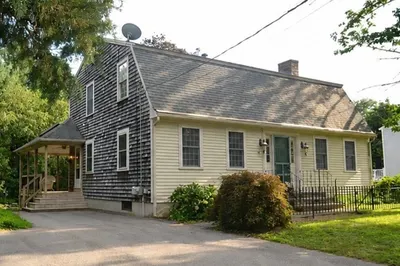 75 Winter St 1